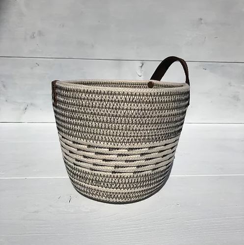 Product Image – Prairieknotco Black Stitch Basket with Handle - Small